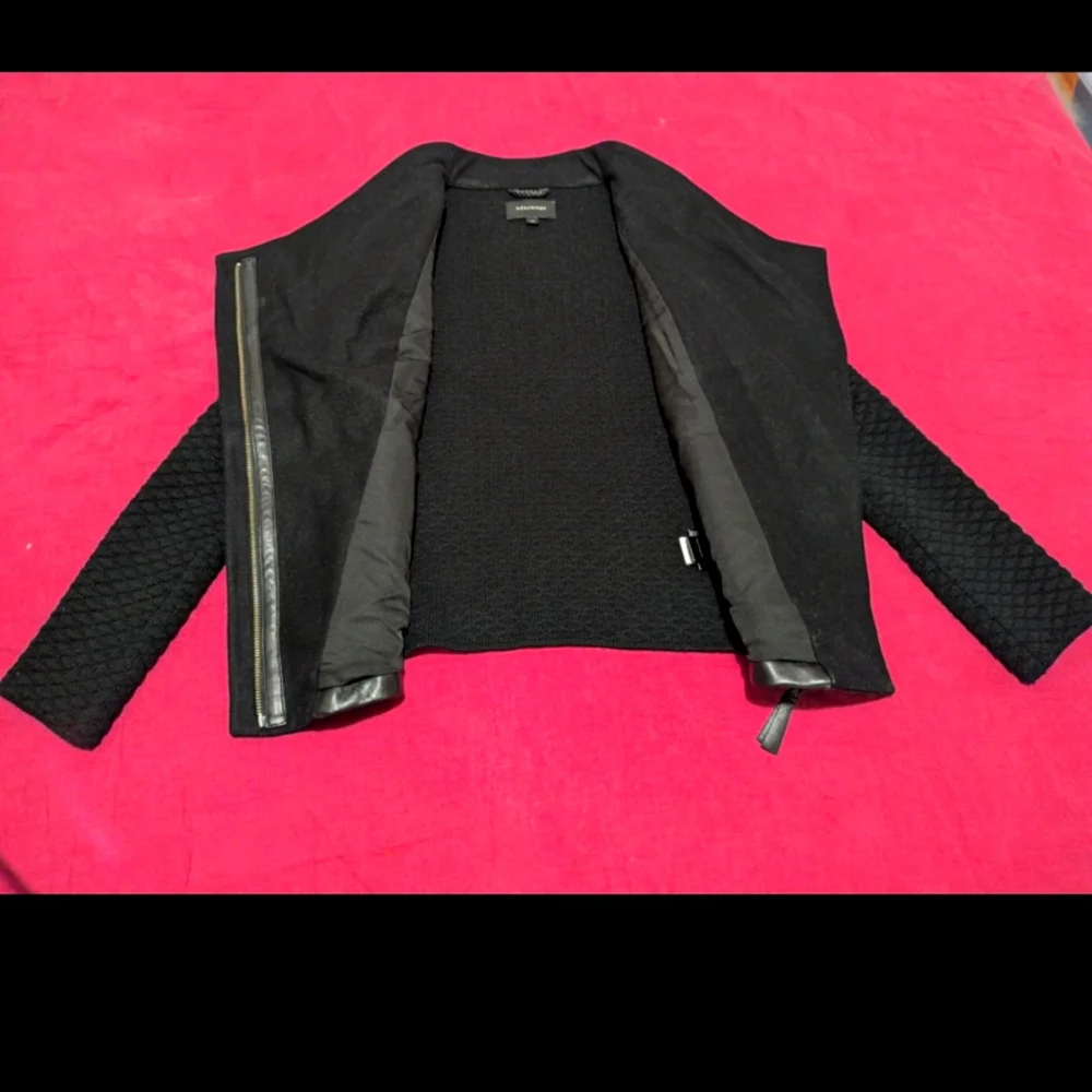 Mackage Jacket - Picture 5 of 8